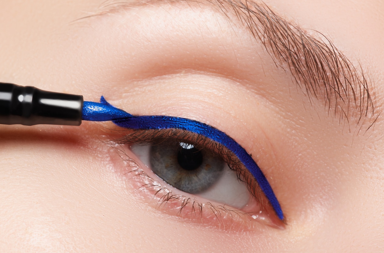 2023 Makeup hot trends 3: Colour eyeliner / lash