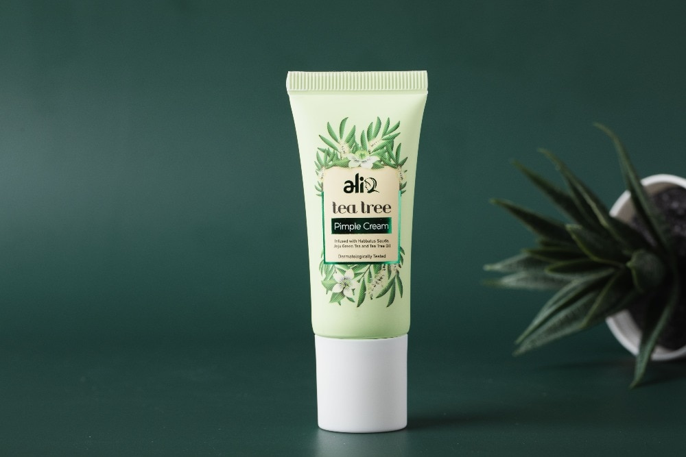 Alia Tea Tree Pimple Cream